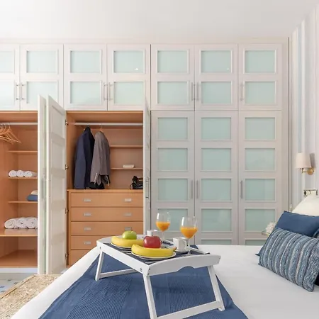 Living4malaga Majestic Granada Street Malaga